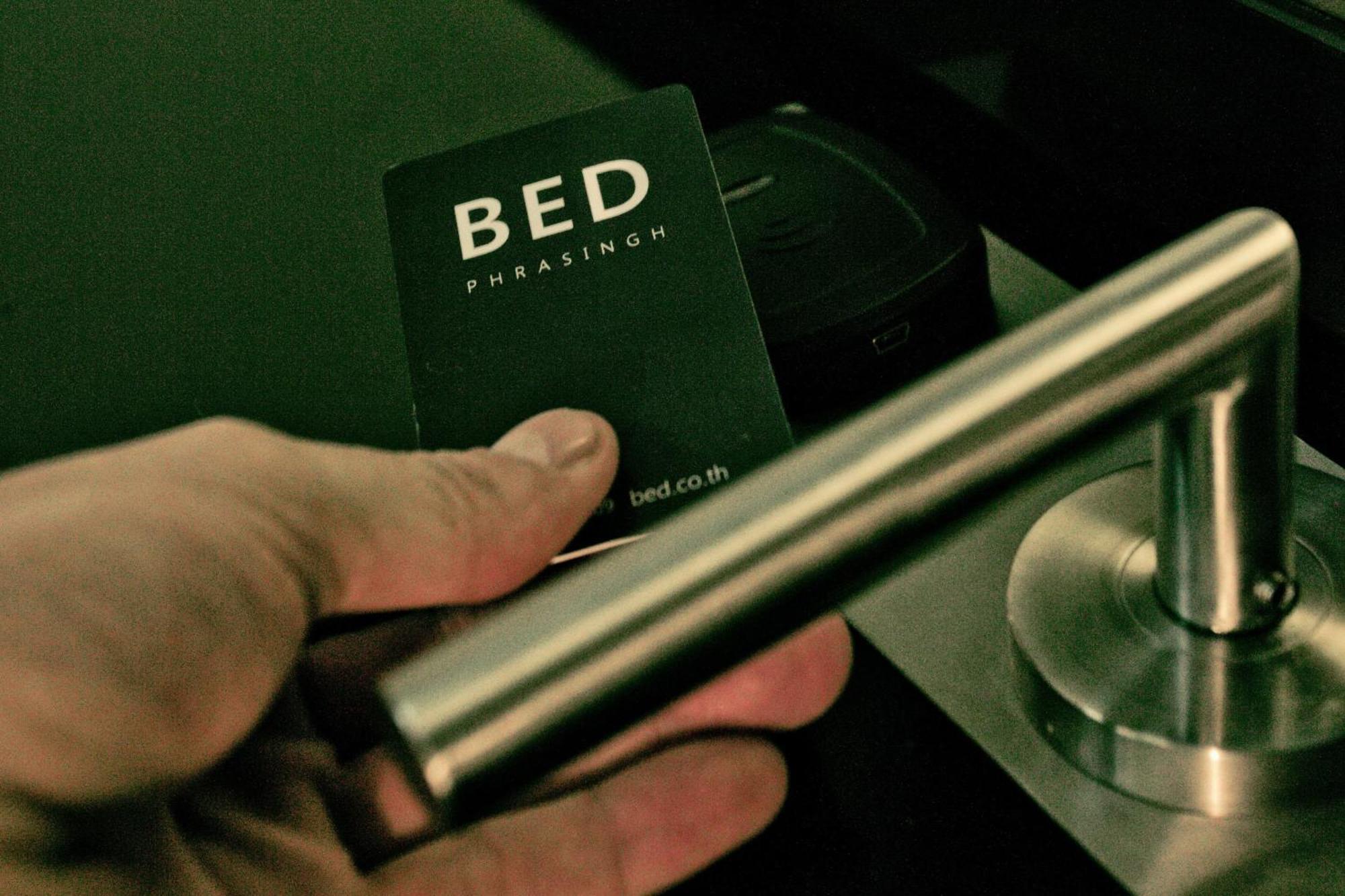 Hotel Bed Phrasingh-Adults Only Čiang Mai Pokoj fotografie
